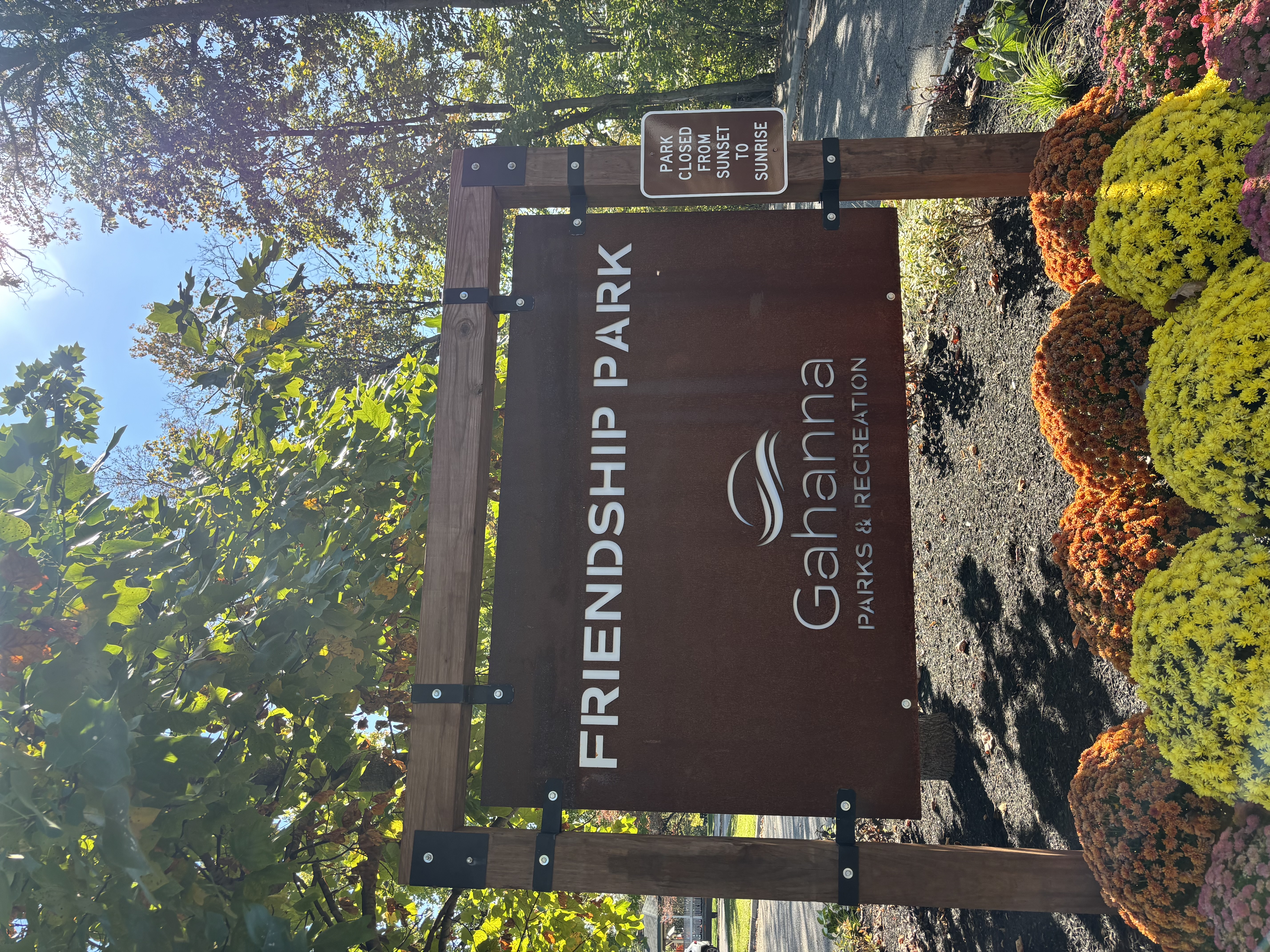 Where to See Fall Foliage in Gahanna